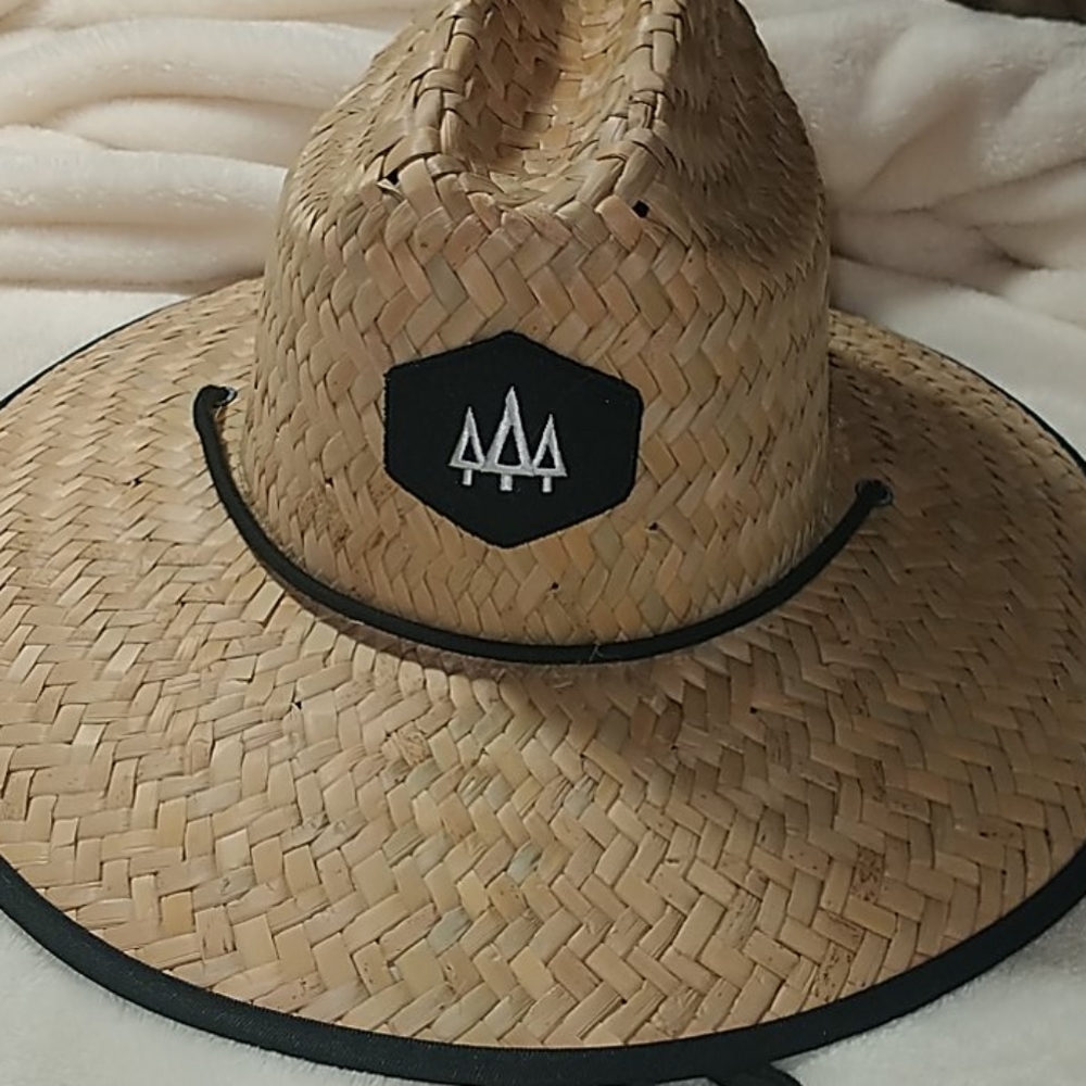 Straw hat